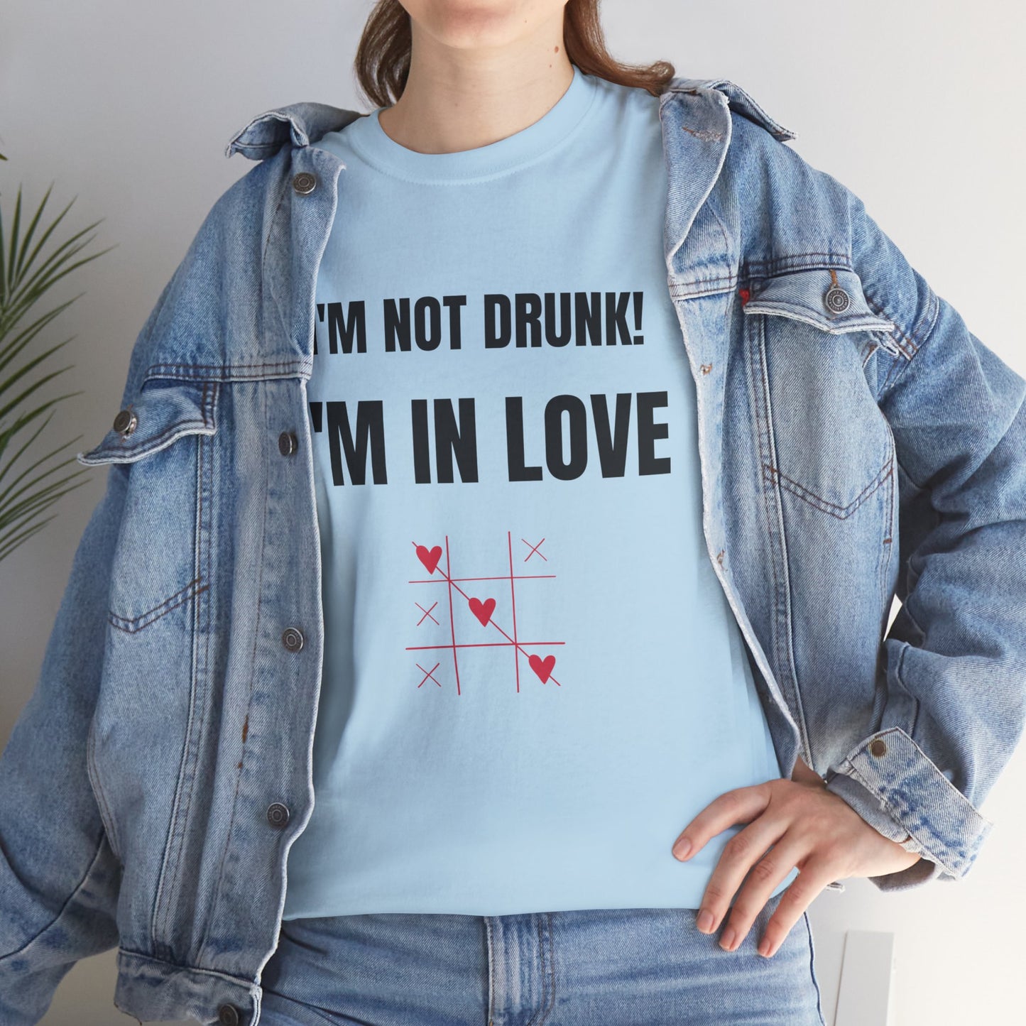 I'm not drunk, I'm in love! - Unisex Heavy Cotton Tee